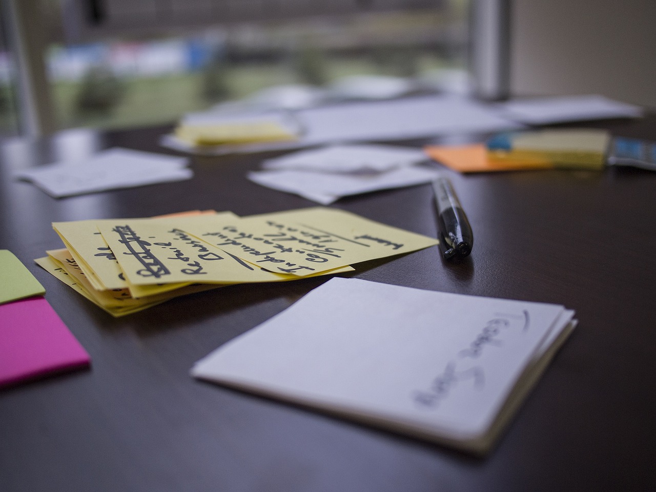 next-internal-https://silk-page-uploads.s3.eu-north-1.amazonaws.com/images/lean-startup-2230822_1280.jpg-image